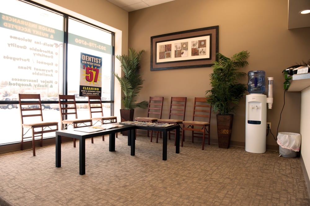 DR DENTAL Updated August 2024 32 Reviews 500 S River St