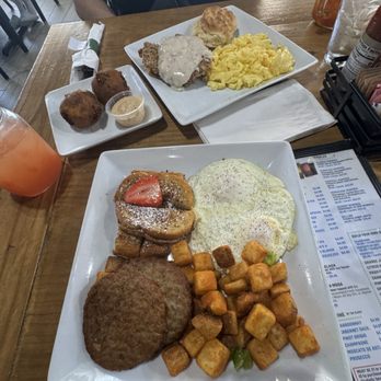 Sizzle & Brew - Breakfast & Brunch Near Me - Tomball, Texas
