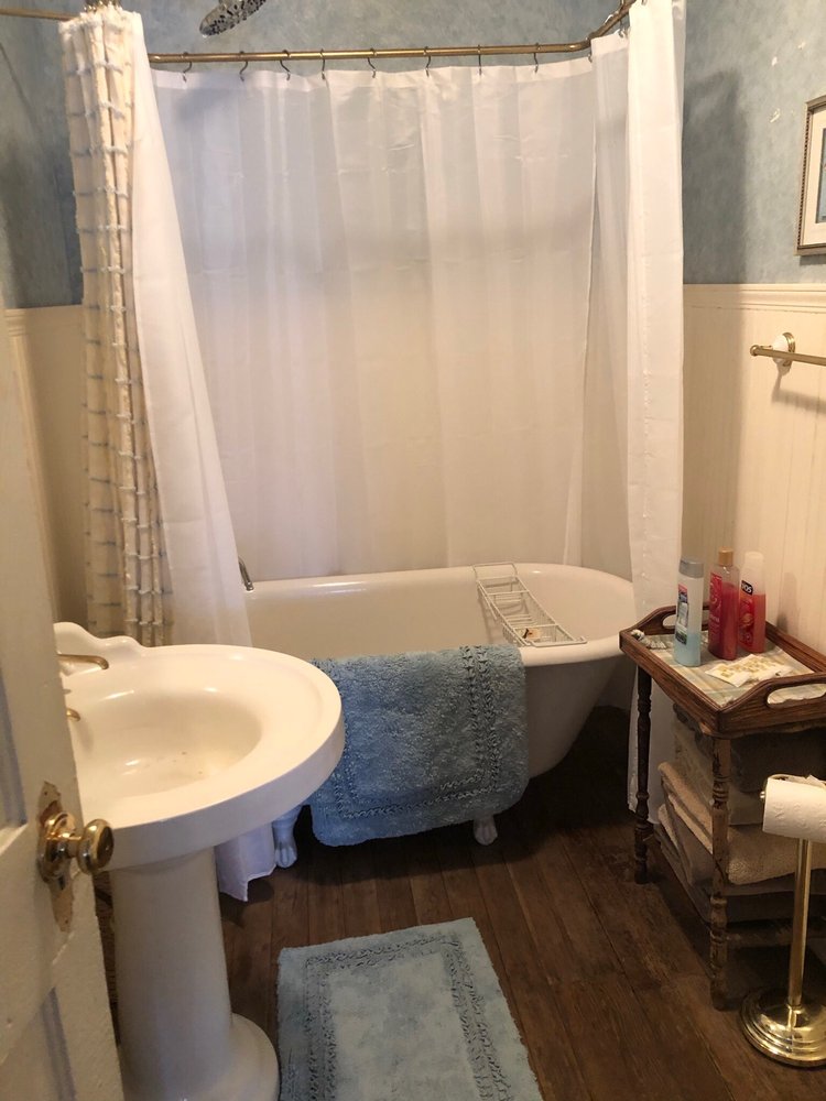 GOODING HOTEL BED & BREAKFAST Updated September 2024 112 Main St