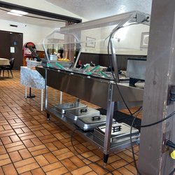 Sportsman's Café - Breakfast buffet.