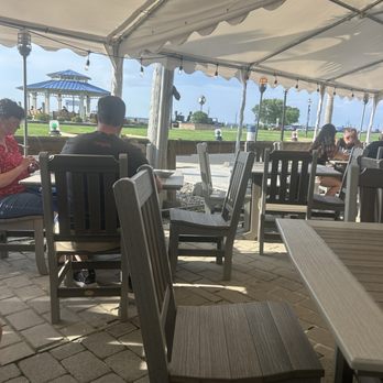 Burlew's Seafood and Steak - Seafood Near Me - Keyport, New Jersey