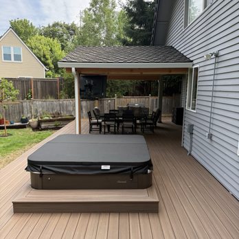 Pacific Northwest Custom Design - Deck - Fences & Gates Near Me Pacific Northwest Custom Design - Deck - Fences & Gates Near Me