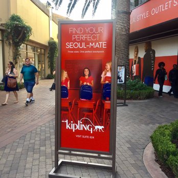 Citadel Outlets - Signage - Outlet Stores Near Me - Los Angeles, California