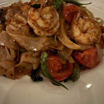 Anajak Thai - Drunken Noodles - Thai Near Me - Sherman Oaks, California Anajak Thai - Drunken Noodles - Thai Near Me - Sherman Oaks, California