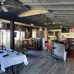 Hide-A-Way Restaurant - Bar area