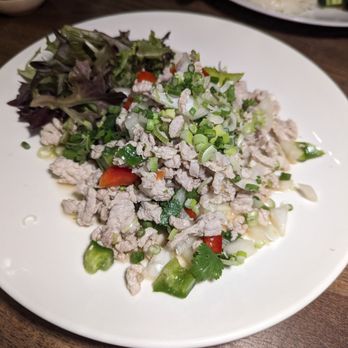 Lil Chef Mama - Larb off the menu - TERRIBLE. they should not have pretend they know how to make larb - Thai Near Me - New York, New York Lil Chef Mama - Larb off the menu - TERRIBLE. they should not have pretend they know how to make larb - Thai Near Me - New York, New York