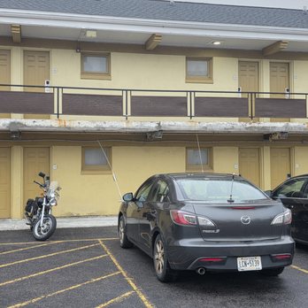 Econo Lodge - Hotels Near Me - Brockport, New York Econo Lodge - Hotels Near Me - Brockport, New York