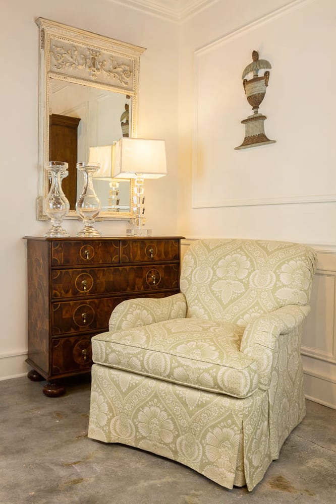 Hugo's Fine Furniture & Interiors - upholstery in Jacksonville, FL