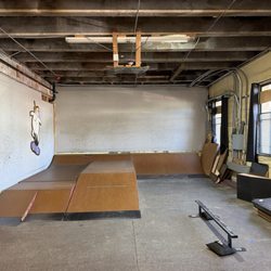 Grit City Grindhouse - Indoor skate park