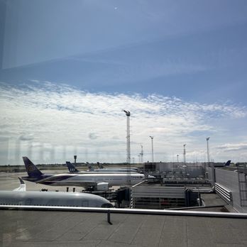 Eventyr Lounge - Window View - Airport Lounges Near Me - Kastrup, 85