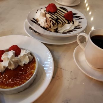 Skipolini's Italian - Creme brûlée and tiramisu - Pizza Near Me - Reno, Nevada