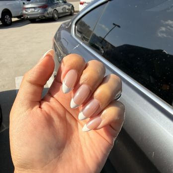 Gloss Nail Spa - Nail Salons Near Me - Pasadena, California