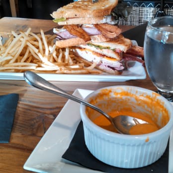 Tuning Fork - Huge sandwich! - Gastropubs Near Me - Studio City, California Tuning Fork - Huge sandwich! - Gastropubs Near Me - Studio City, California