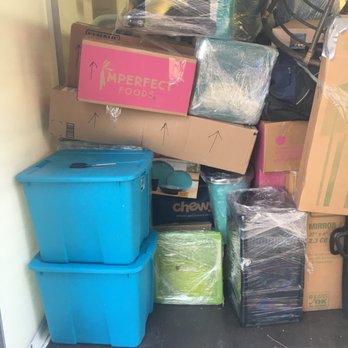 New City Moving - Horrible packing done. Heavy things on top of fragile, not level at all - Movers Near Me - Chicago, Illinois New City Moving - Horrible packing done. Heavy things on top of fragile, not level at all - Movers Near Me - Chicago, Illinois