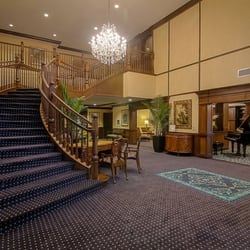 Brandywine Living - Mahwah - Foyer