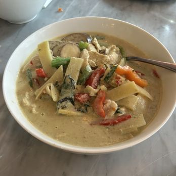Kitchen 79 - Green Curry - Thai Near Me - Jackson Heights, New York