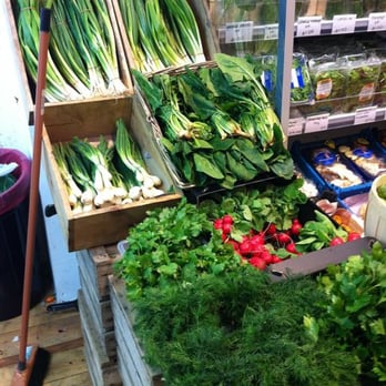 Clifton Greens - Grocery Near Me - London, XGL