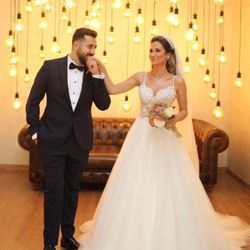 Karmen Aksu Fashion