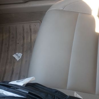 Xpress Car Wash - Water on the floors and seat - Car Wash Near Me - Hesperia, California Xpress Car Wash - Water on the floors and seat - Car Wash Near Me - Hesperia, California