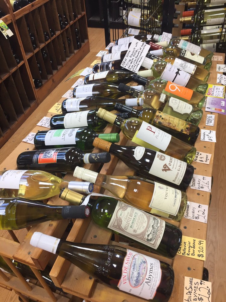 FRANCO’S DISCOUNT WINE & LIQUOR OUTLET Updated August 2024 11