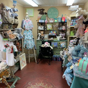 Heritage House - Shopping Near Me - Crystal River, Florida