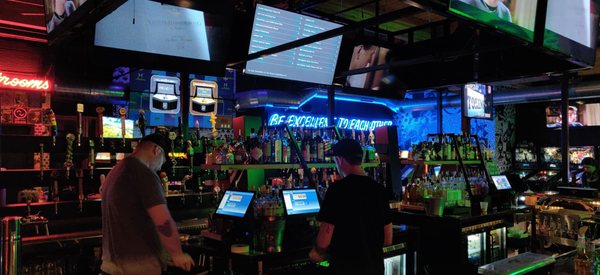 UP-DOWN MILWAUKEE - 114 Photos & 106 Reviews - 615 E Brady St ...