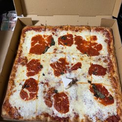 Johnny Longhots - Grandma Pizza
