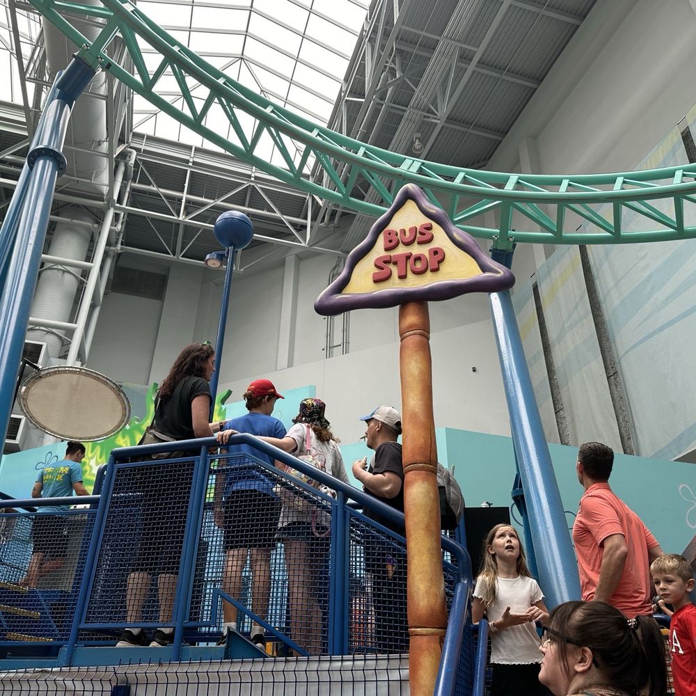 SpongeBob Rock Bottom Plunge - Amusement Parks Near Me - Bloomington, Minnesota
