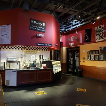 Fuddruckers - Burgers Near Me - Miami, Florida Fuddruckers - Burgers Near Me - Miami, Florida