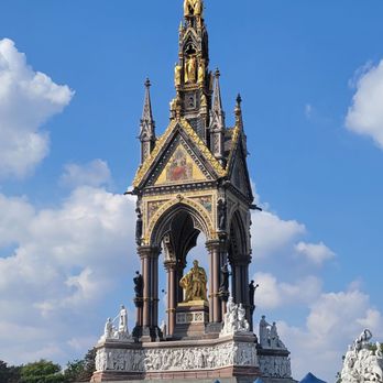 Albert Memorial - Landmarks & Historical Buildings Near Me - London, XGL