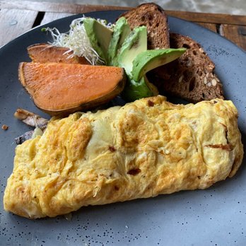 Alegria - Omelette with cheese and mushroom (so delicious and filling) - Breakfast & Brunch Near Me - Tulum, ROO
