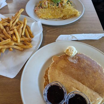 Molly Brown's Country Cafe - California omelette, with hash browns and toast. - Breakfast & Brunch Near Me - Hesperia, California Molly Brown's Country Cafe - California omelette, with hash browns and toast. - Breakfast & Brunch Near Me - Hesperia, California