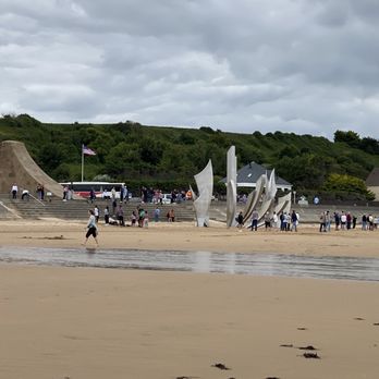 Omaha Beach - View from water's edge - Beaches Near Me Omaha Beach - View from water's edge - Beaches Near Me