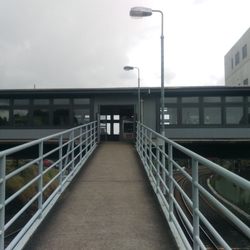 Auchenflower Railway Station - Access