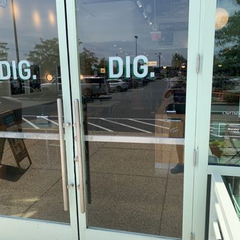 Dig Inn - New American Near Me - Ashburn, Virginia