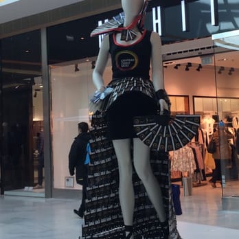 Centrum Černý Most - A dress made out of CČM loyalty cards - Shopping Centers Near Me - Praha-9, Puerto Rico