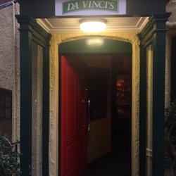 Da Vinci's Restaurant - Cute entry way.