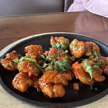 Hops n Drops - HAWAIIAN SRIRACHA SHRIMP 2/5 - American Near Me - Tacoma, Washington Hops n Drops - HAWAIIAN SRIRACHA SHRIMP 2/5 - American Near Me - Tacoma, Washington