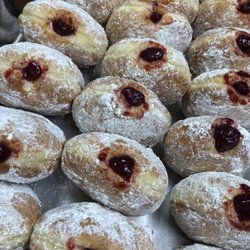 Cambera Farm Bakery - Brambleberry Donuts
