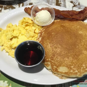Michael's Cafe - Can't beat it for seven dollars. #3 special. - American Near Me - Cathedral City, California