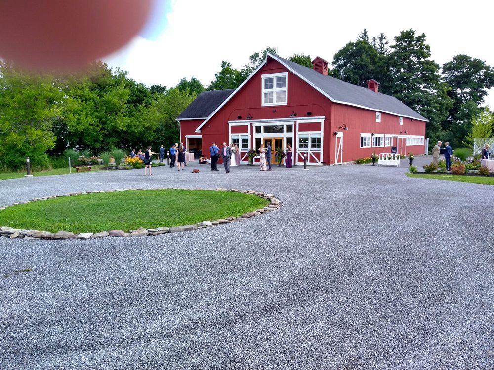 RED BARN 20 Updated September 2024 2527 Route 20 E, Cazenovia, New