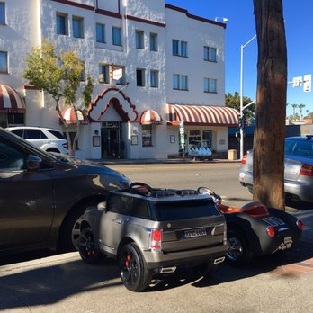 Nick's Laguna Beach - NICK's Laguna Beach! OMG! How Cute! We've Arrived! - American Near Me - Laguna Beach, California Nick's Laguna Beach - NICK's Laguna Beach! OMG! How Cute! We've Arrived! - American Near Me - Laguna Beach, California