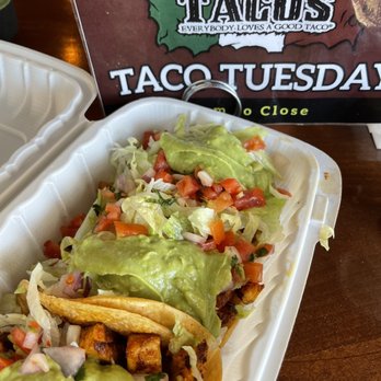 Los Tacos - Chicken street tacos with guacamole. - Mexican Near Me - Oceanside, California Los Tacos - Chicken street tacos with guacamole. - Mexican Near Me - Oceanside, California