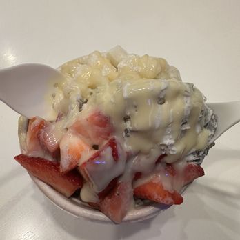 Powder - Black Sesame , Strawberry, sweet glaze, mochi - Desserts Near Me - San Francisco, California Powder - Black Sesame , Strawberry, sweet glaze, mochi - Desserts Near Me - San Francisco, California