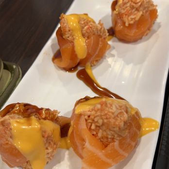 Show Sushi - Sushi Bars Near Me - San Dimas, California