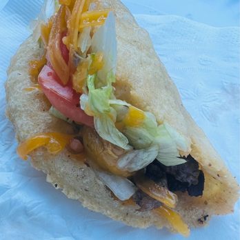 Arturo's Puffy Taco - Puffy taco : ground beef were the best. Carne Asada was a tad bland. Chicken was the worst one. - Mexican Near Me - Whittier, California