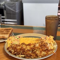 Meadows Family Restaurant - Denver Omlet