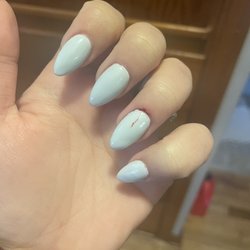 Halo Nails