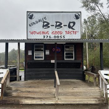 Kendall's BBQ - This small BBQ shack is next to a gas station off of the highway. - Barbeque Near Me - Georgiana, Alabama Kendall's BBQ - This small BBQ shack is next to a gas station off of the highway. - Barbeque Near Me - Georgiana, Alabama
