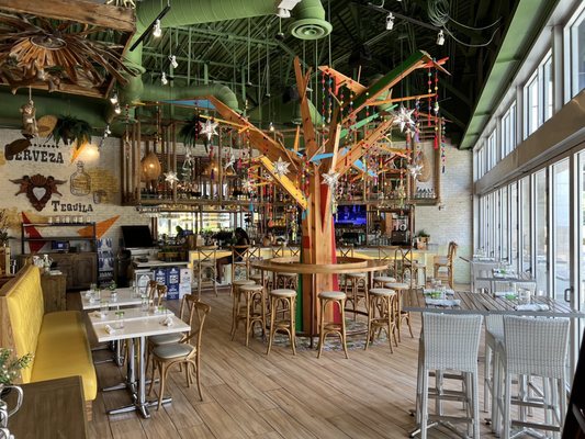 Avocado Cantina by null
